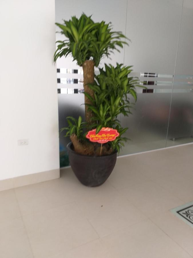 OYO 703 Khách Sạn Hoàng Gia Hà Nội Ngoại thất bức ảnh