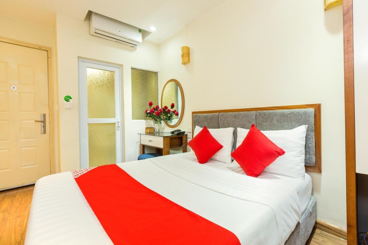 OYO 703 Khách Sạn Hoàng Gia Hà Nội Ngoại thất bức ảnh